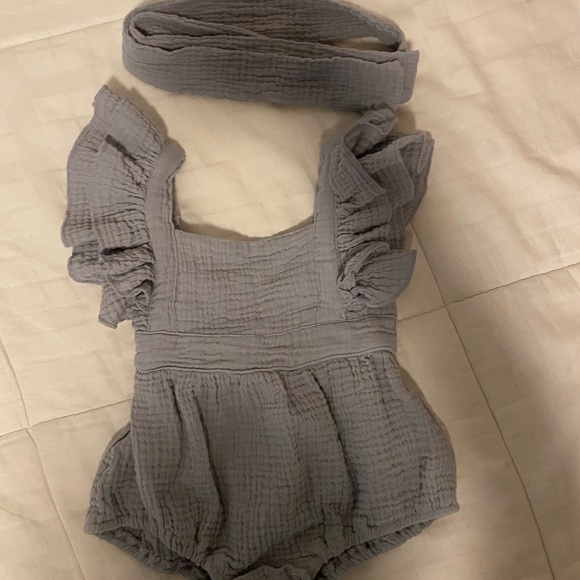 NWOT Baby Rompers - Picture 9 of 10